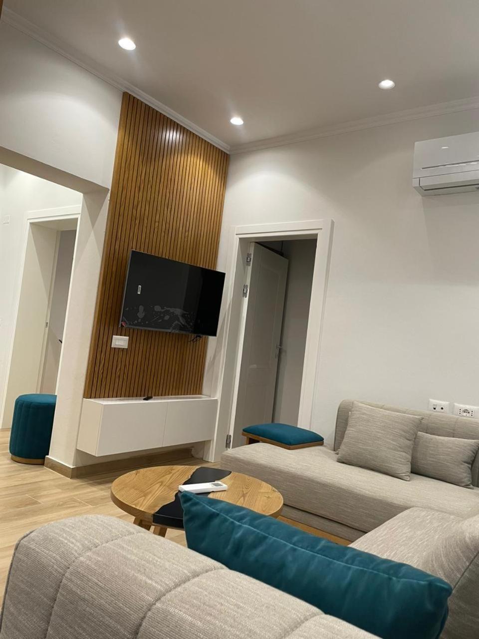 City Center Apartment Kafe Flora Τίρανα Εξωτερικό φωτογραφία